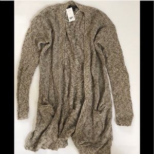 Gorgeous and comfortable long army green cardigan